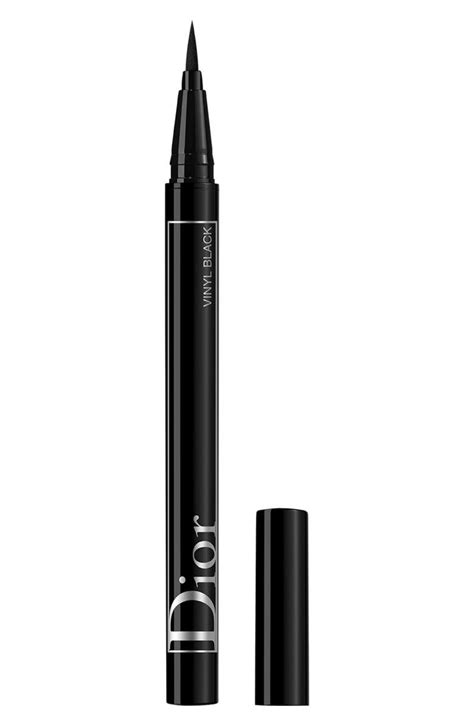 dior eyeliner on stage